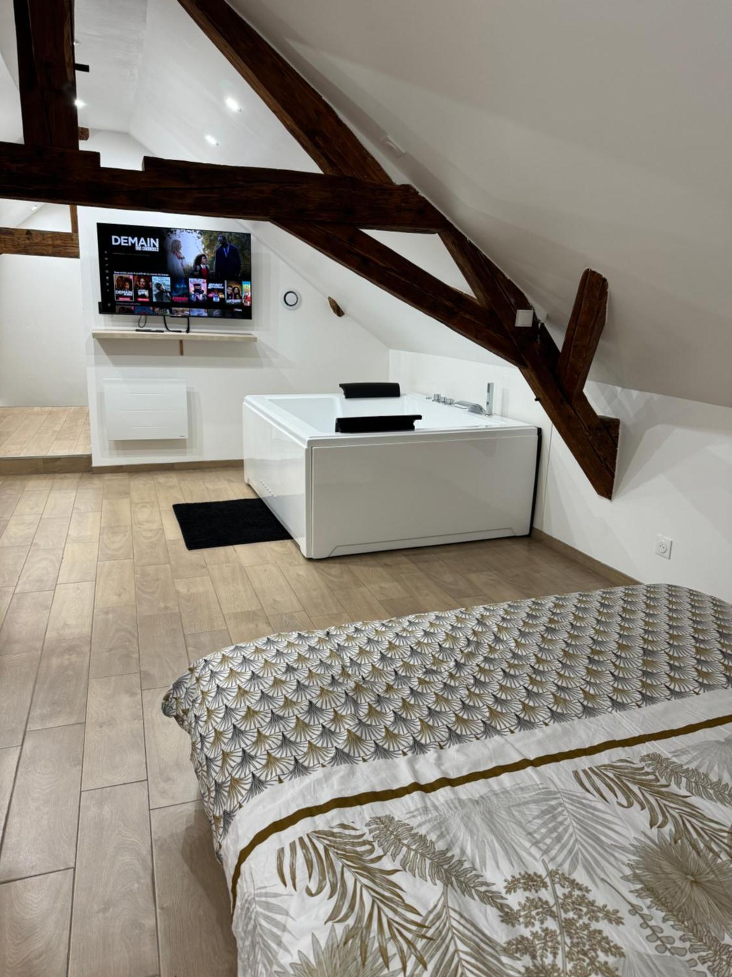 Le Cocon Du Leman Un Espace Cosy Ou Vous Retrouver 앰파이언레뱅즈 외부 사진
